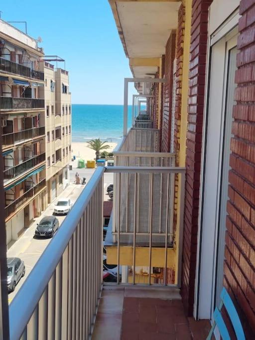 Lovely Three-Bedroom Apartment In Puerto De Sagunt Sagunto Exteriér fotografie