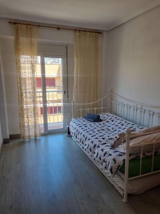 Lovely Three-Bedroom Apartment In Puerto De Sagunt Sagunto Exteriér fotografie