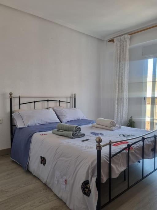 Lovely Three-Bedroom Apartment In Puerto De Sagunt Sagunto Exteriér fotografie